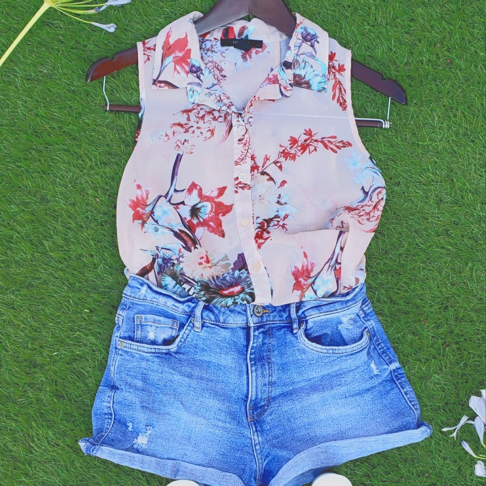 Pink floral top